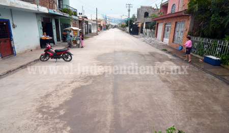 En la calle Marcos Castellanos finalizaron trabajos de pavimentación