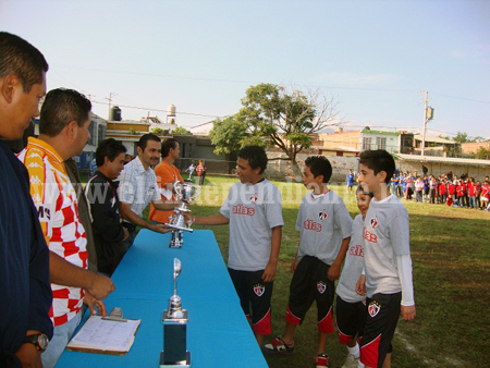 Inició torneo infantil, juvenil y femenil de futbol