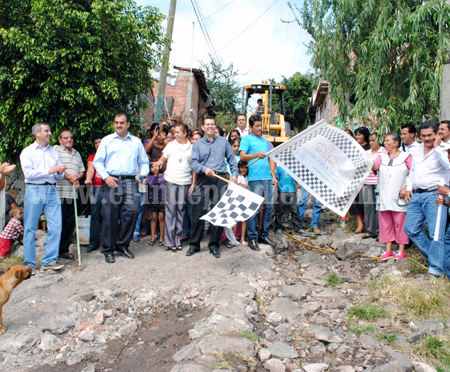 En Jacona arrancan dos obras de pavimentación de casi 2 millones de pesos 
