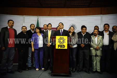 Reitera Silvano su compromiso con alcaldes michoacanos