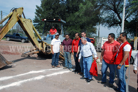 Arrancan primera etapa de rehabilitación en calles de Pueblo Viejo