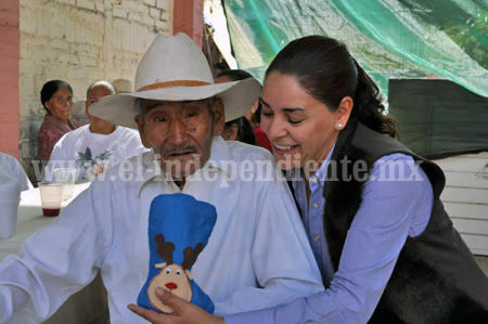 Organizan posada a los adultos mayores de Ecuandureo