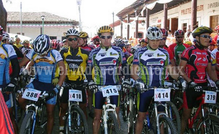 Por su boleto a la Olimpiada Nacional  2014 van ciclistas de la región Zamora