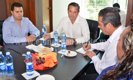 El senador Raúl Morón realizo visita institucional a Sahuayo