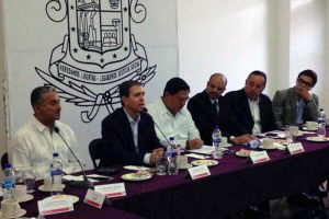 AVANZA ACUERDO CON PRESIDENTES MUNICIPALES   PARA MANDO UNIFICADO POLICIAL EN MICHOACÁN