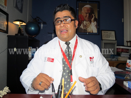 Designan como director encargado del Hospital regional a Roberto Vázquez Delgado 