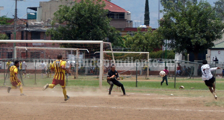Deportivo San Vicente venció 3-0 al Generalísimo