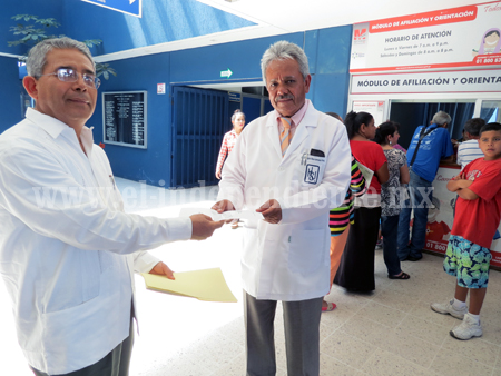 Casi 30 mdp logró gestionar Navarrete Peña, anterior director, para el hospital Regional