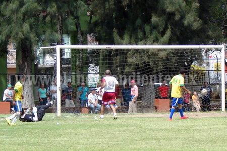 Frutipack goleó por 5-0 a El Carmen