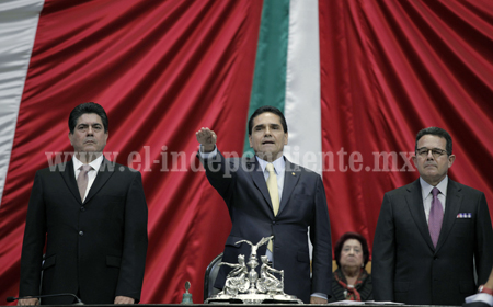 Silvano Aureoles, nuevo Presidente de la Mesa Directiva de la Cámara de Diputados
