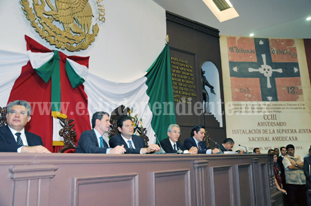 Asiste gobernador Salvador Jara a celebraciones por CCIII aniversario de instalación de suprema junta nacional americana