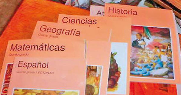 CNTE impide entrega de libros gratuitos y exige compra de alternos