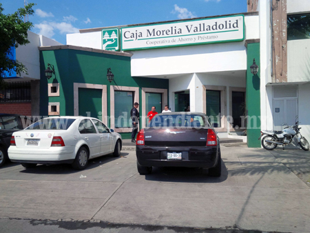 Empistolado asalta Caja Morelia Valladolid, en Zamora