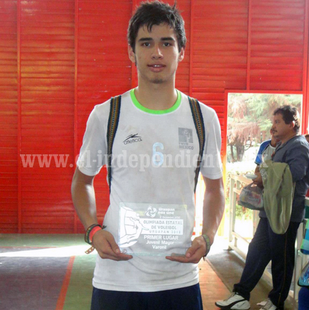 Hiram Padilla, primer Zamorano en ser convocado a Selección Nacional de Voleibol