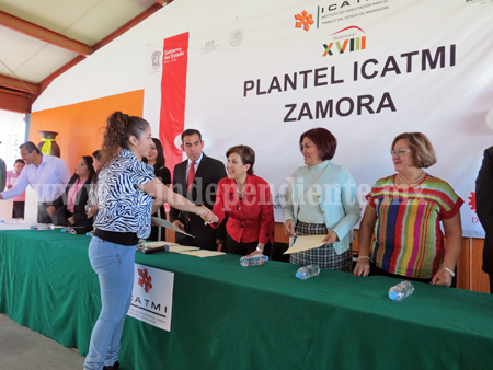 ICATMI, plantel Zamora celebró su XVIII aniversario