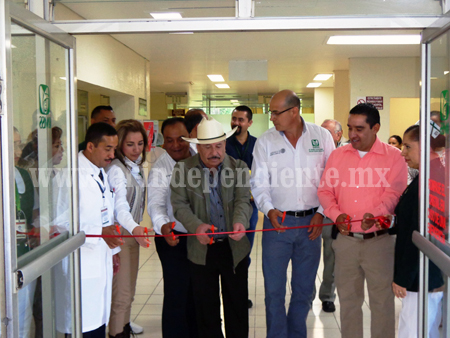 Inauguran remodelación de la clínica IMSS Los Reyes 