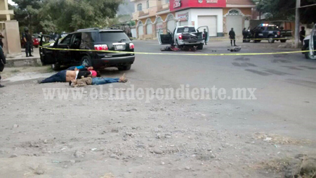 Desalojan alcaldía de Apatzingán y se detonan balaceras; 10 muertos, 2 heridos y 44 detenidos