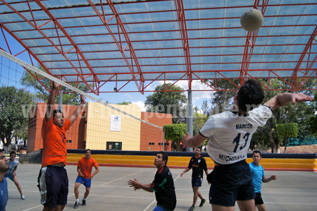 Todo listo para el Torneo de Voleibol “Semana Santa 2015”.