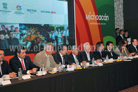 Sectur federal entrega al gobernador el programa especial de desarrollo turístico de Michoacán