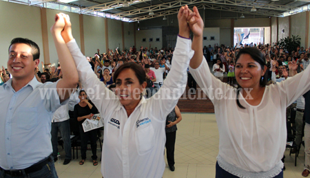 Reiteró Cocoa Calderón que su campaña responde a exigencias de los ciudadanos
