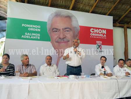Vamos a convencer a los maestros para mejorar la Educación en Michoacán: Chon Orihuela
