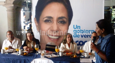 Sector salud primordial en plan de gobierno: Cocoa Calderón