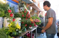 Competencia desleal abruma a floristas del mercado Hidalgo