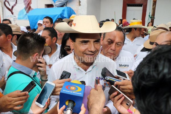 En los hechos, reconoce PRI que Silvano es el mayor gestor de recursos para Michoacán