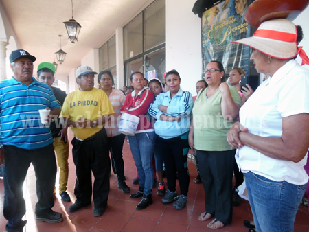 Colonos toman alcaldía de Jiquilpan por falta de agua