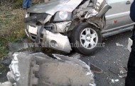 Carambola vehicular deja 2 heridos y cuantiosos daños materiales