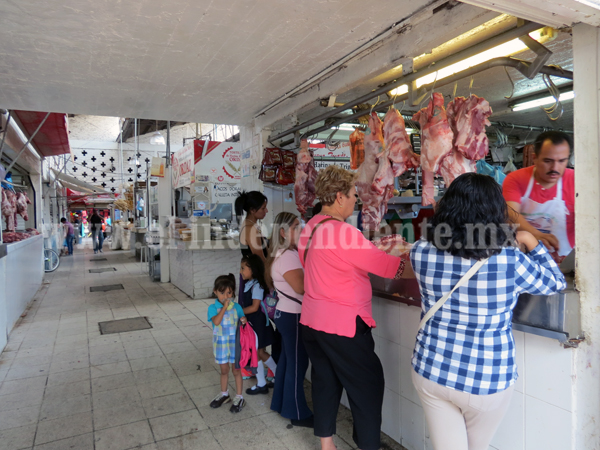 Día del Padre representó un respiro en ventas para locatarios del mercado Hidalgo