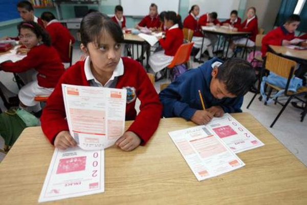 Suspende INEE aplicación de pruebas de sexto grado en Michoacán