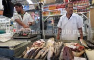 Ante la escasez, incrementa precio del pescado
