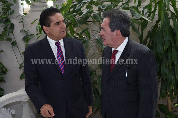 Silvano Aureoles conoce las claves  del éxito regional y nacional del Gobierno de Aguascalientes