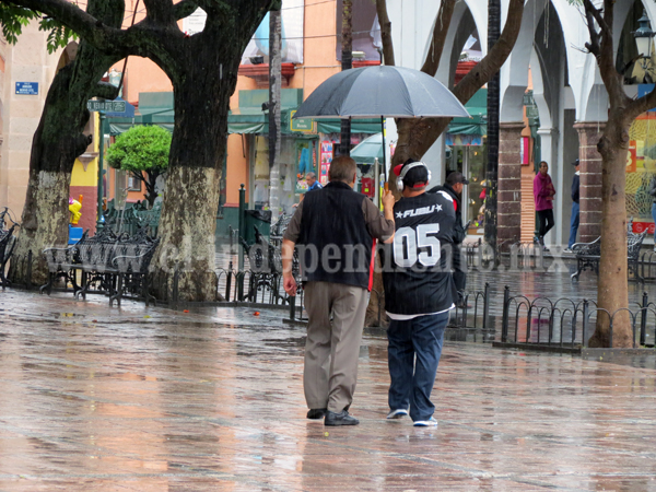 Lluvias constantes se esperan este fin de semana  en Michoacán  por el huracán Patricia