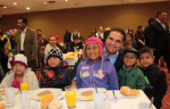 Compromete Silvano Aureoles gratuidad en atención a niños y niñas con cáncer