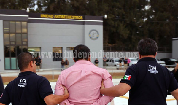 Detienen a directores de SP de Zamora y Ecuandureo, en operativo antisecuestros