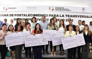Emprende Silvano Aureoles acciones por la salud y por las mujeres en Zacapu