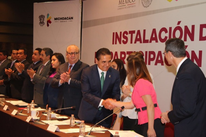 Instala Silvano Aureoles Consejo para la transformación educativa en Michoacán