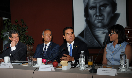 Busca Gobernador intercambios culturales y económicos para consolidar a Michoacán como estado binacional