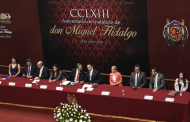 Asiste Gobernador a 263 aniversario del natalicio de Don Miguel Hidalgo y Costilla