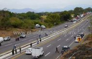 Se enfrentan federales en autopista Colima - Guadalajara tras detención de uno en Colima
