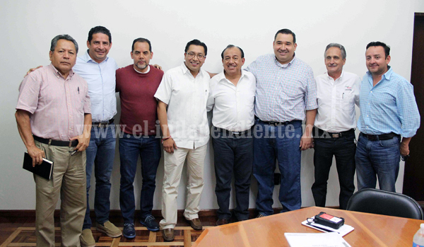 Alcalde de Zamora sostuvo reunión con personal de la CONADE para analizar avance de obras en áreas deportivas