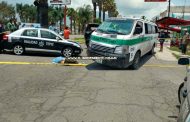 Muere peatón al ser arrollado por combi del servicio público en Tepic