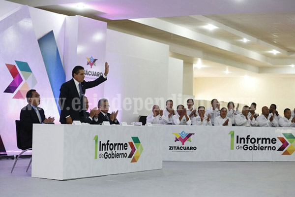 Asiste Gobernador a Primer Informe del presidente municipal de Zitácuaro