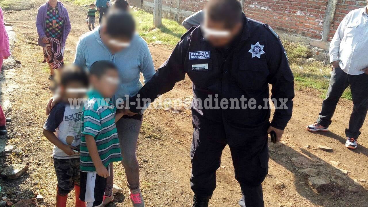 Policías de Villamar localizan sanos y salvos a dos pequeños reportados como desaparecidos y los reúnen con sus familias