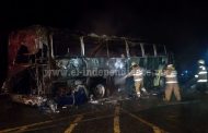 Arde autobús en Zamora; 2 pasajeros resultan levemente intoxicados