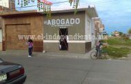 Matan a tiros a un profesionista dentro de su oficina en Sahuayo