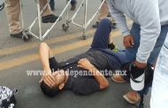Motociclista resulta lesionado al impactarse contra un auto en la Zamora – Tangancícuar