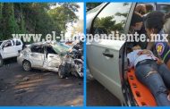Aparatoso choque deja una mujer herida y cuantiosos daños materiales en Zamora